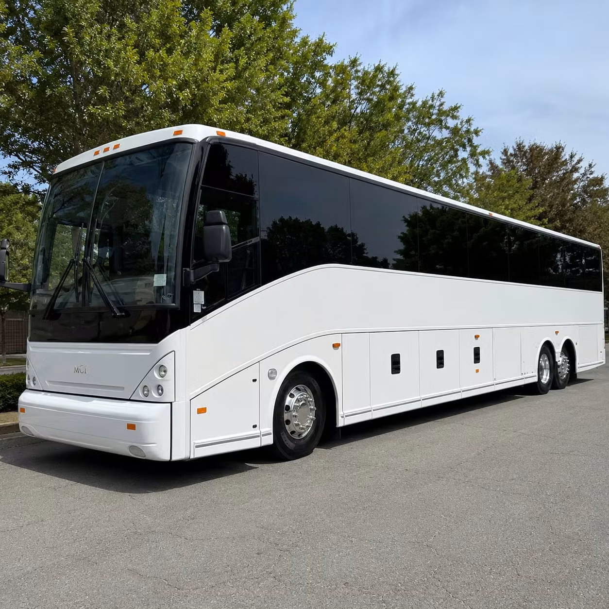 airport transfer shuttles between high point and piedmont triad international airport