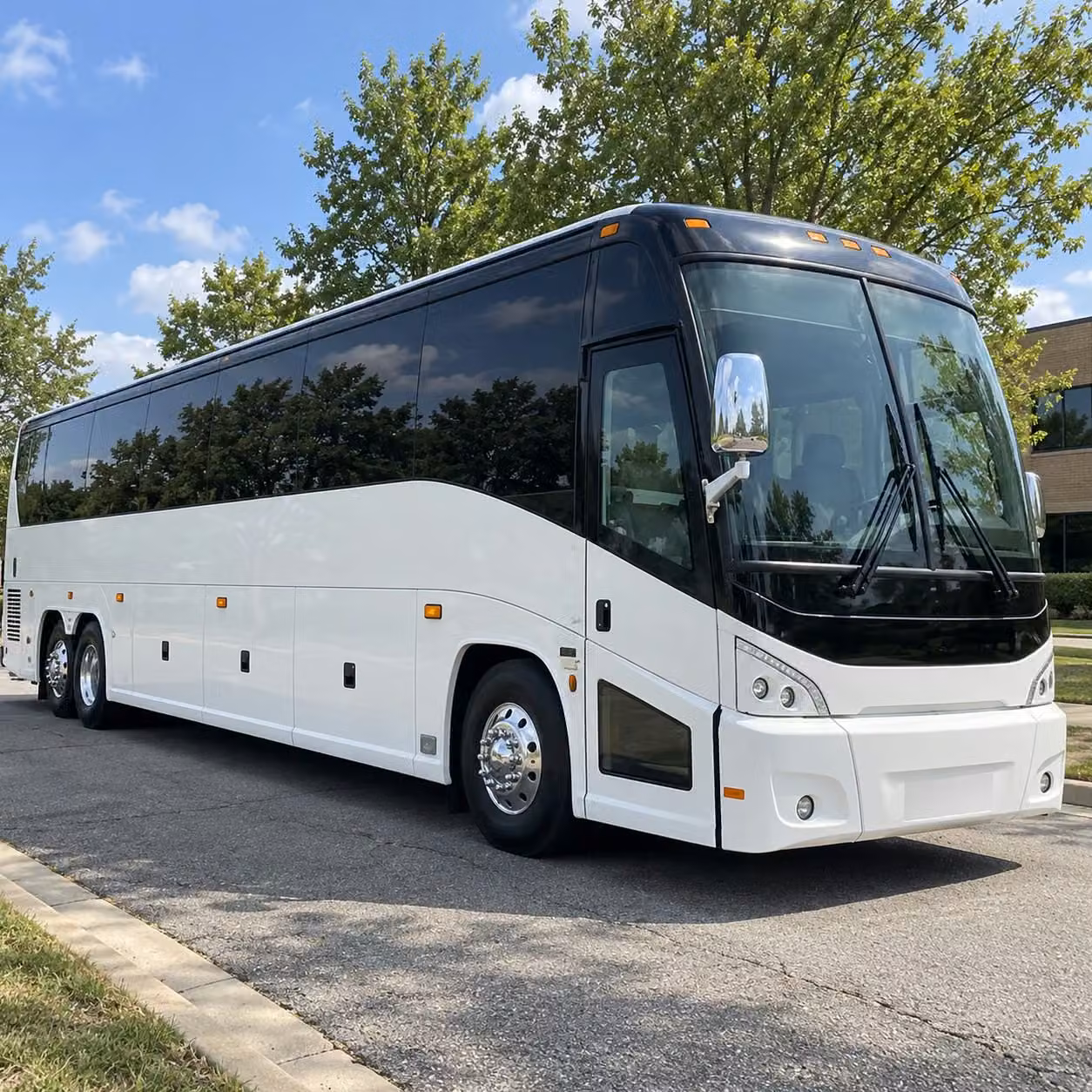 highpointcharterbus com helps you book sports team and school field trip transportation in high point