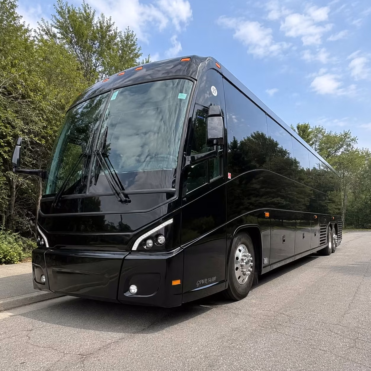multi day charter bus rentals for high point furniture market groups
